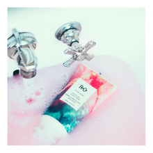 Load image into Gallery viewer, High Dive Moisture + Shine Crème - Tricoci Salon & Spa